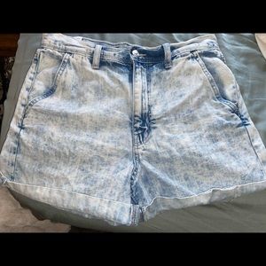 AE mom short size 6